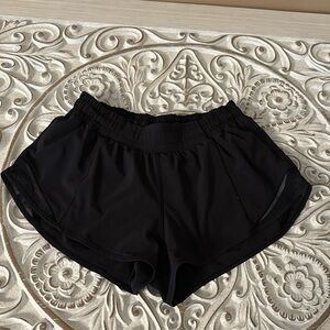 Lululemon shorts size 6 Reg black